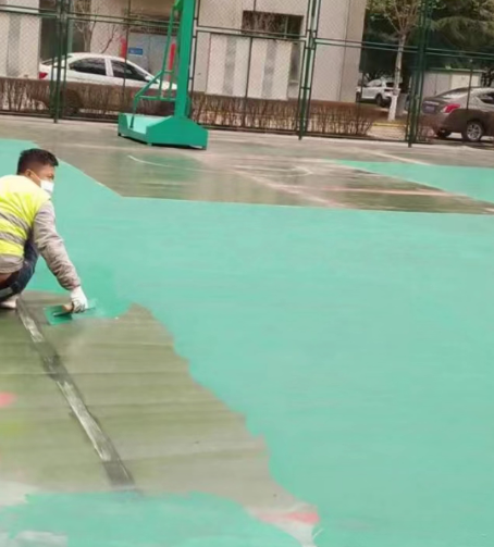 丽江球场地面翻新
